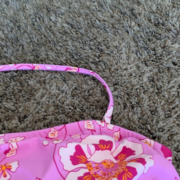 J. Crew Pink Floral Side Ruched Swimsuit Sz.18 One Piece NWT, - Picture 4 of 10